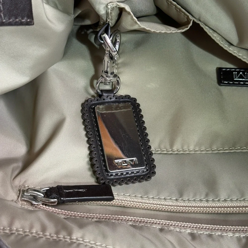 Tumi Shoulder Bag Voyageur Q-Tote Gray Ballistic Nylon Leather Trim Bag 73214BRD